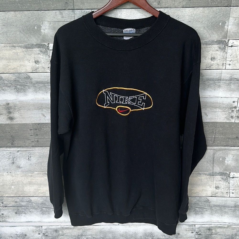 VINTAGE 90S GILDAN NIKE EMBROIDERED SWEATSHIRT